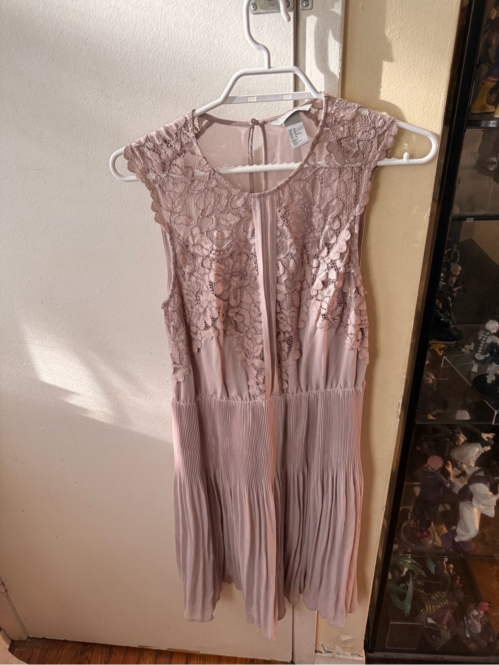 H&M Lace Bodice Pleated Mini Dress in Blush Pink